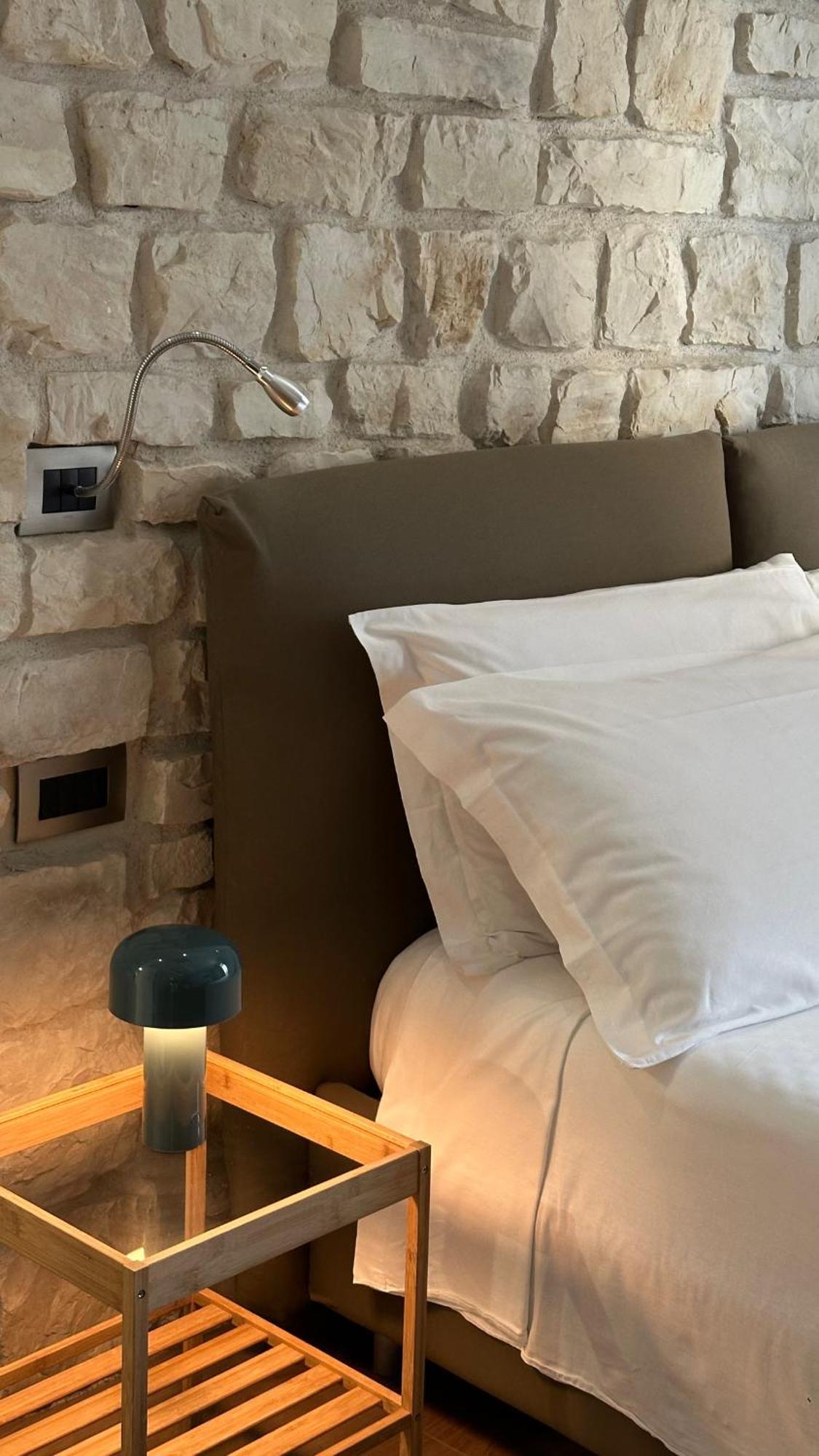 Olivia Teocrito Guest house Syracuse